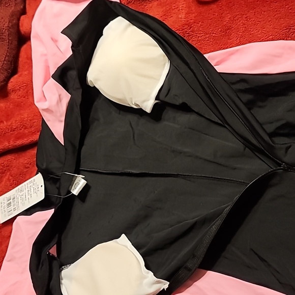 NWT Rashguard One Piece Short Sleeve Zip Up Size XL - Picture 11 of 11